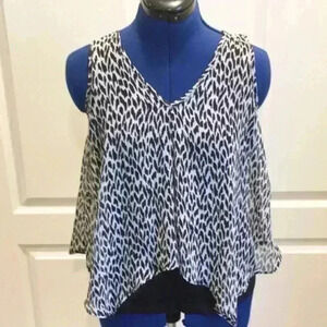 LAYERED iZ Byer peekaboo tank in black and…